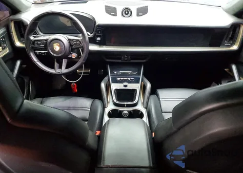 2024 Porsche Cayenne z USA, uszkodzony, nr VIN WP1BK2AY2RDA72499